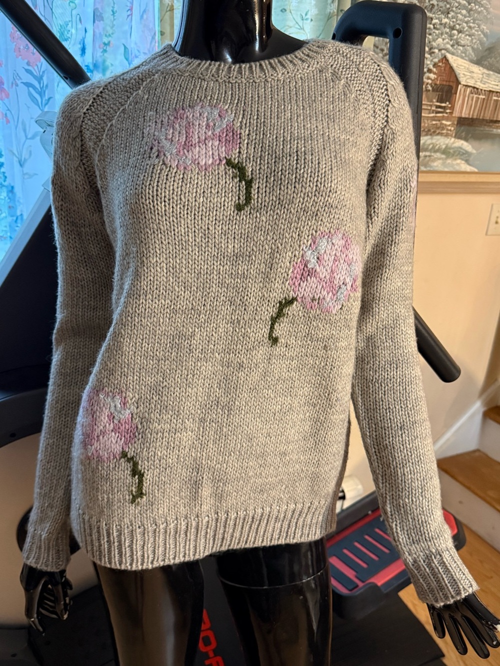 Philosophy Light Gray Crewneck Sweater with Pink Floral Intarsia